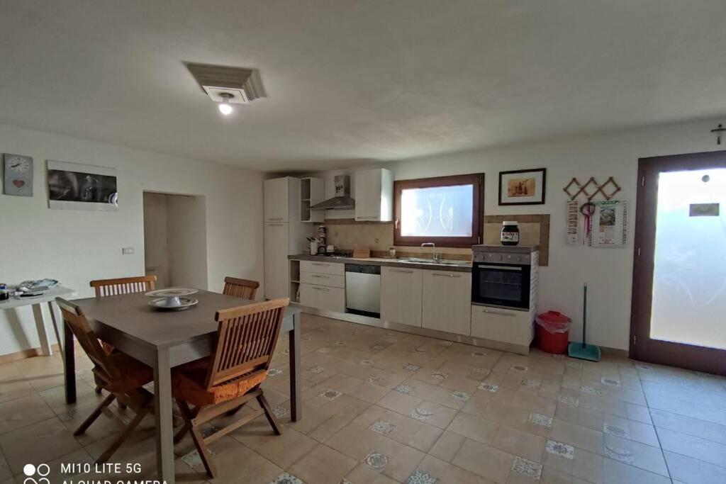 Casa Relax In Periferia Con Ingresso E Parcheggio Privato. Appartement Zimmardo Buitenkant foto